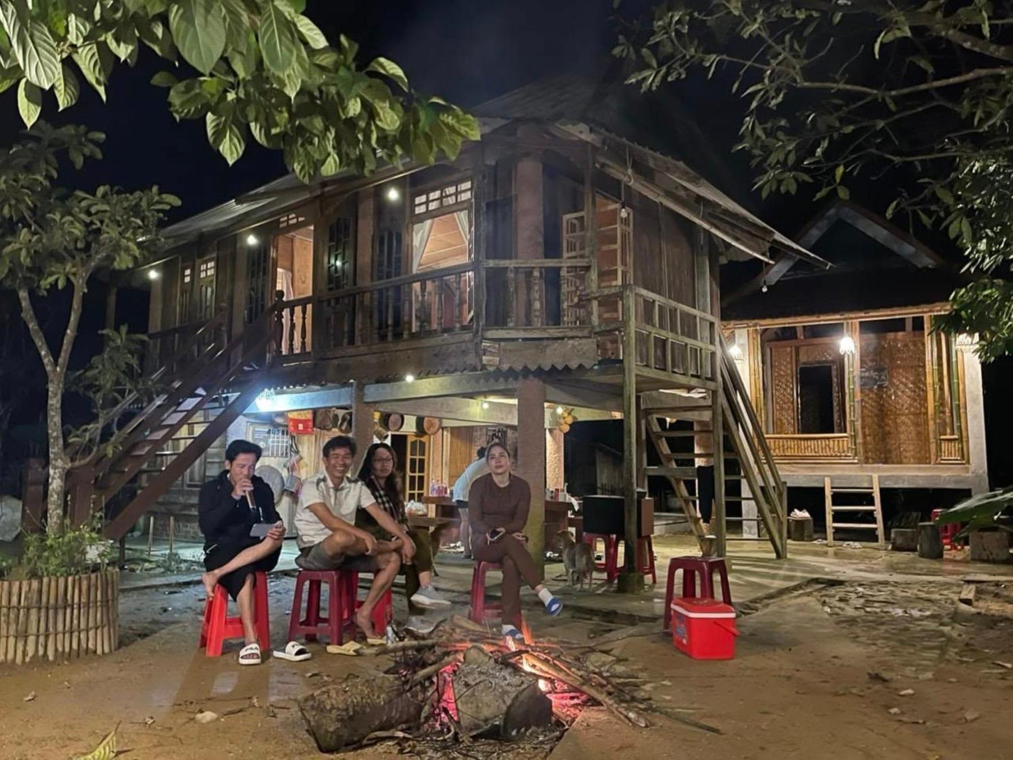 Homestay Ho Son - Thac Anor A Luoi Exterior photo